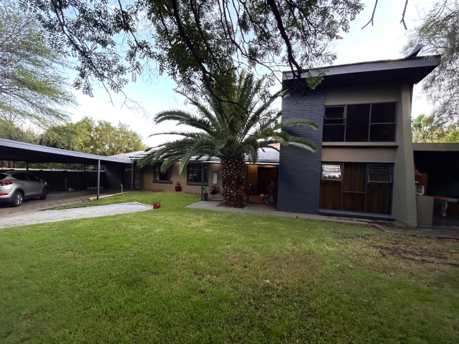 4 Bedroom Property for Sale in Dan Pienaar Free State